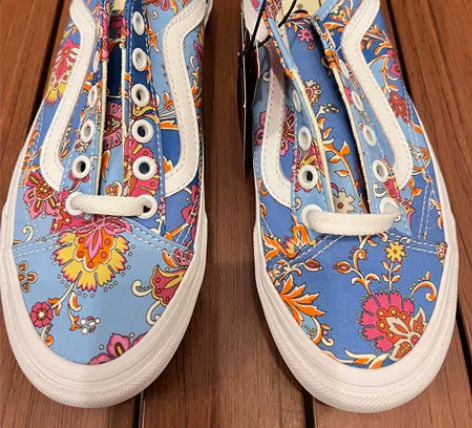 Vans女士帆布鞋，尺码：37，全新带吊牌...