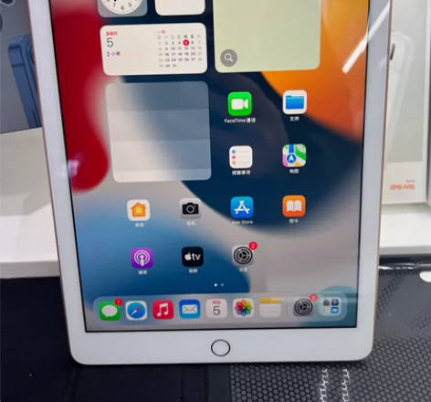 iPad 2018 金色128G内存，可插...