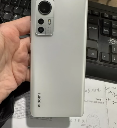 自用小米12s，8+128，白色，保底95...
