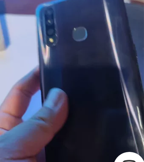 VIVO Z5x,老婆用的手机换新手机了,...