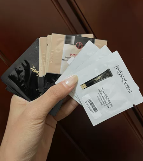 粉底隔离礼包 适合化妆新手 权利粉底液1....