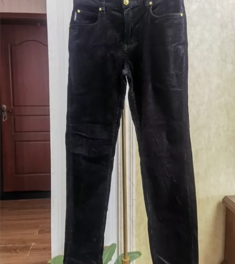 男裤，条绒金丝绒，厚款 五金很细，版型较修...