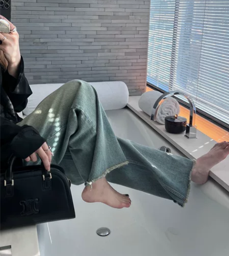 莫丙Mbechic 高腰直筒牛仔裤女秋季小...