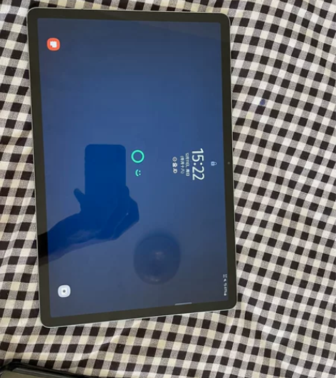 三星tabs7 fe 128g 型号:SM...