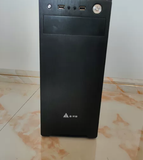 电脑主机 台式机机箱，配置看图，正常使用，...