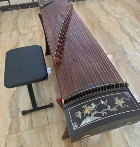 【古筝个人闲置】全新古筝琴，4000多元实...