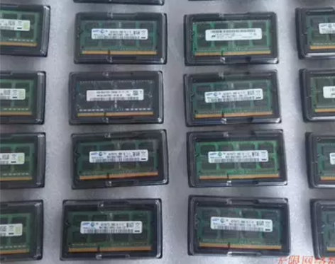 原装三星4G内存条DDR3 1600 /