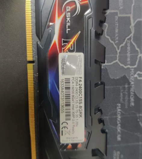 单条8G内存,实际使用时间短,自己用的 ...