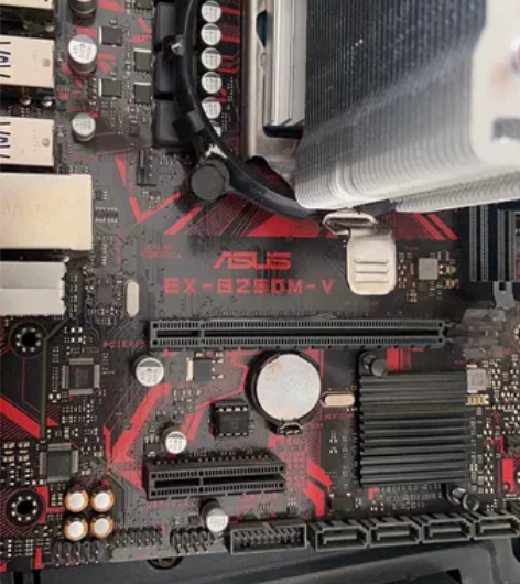 出I7 7770 加华硕B250主板 感兴...