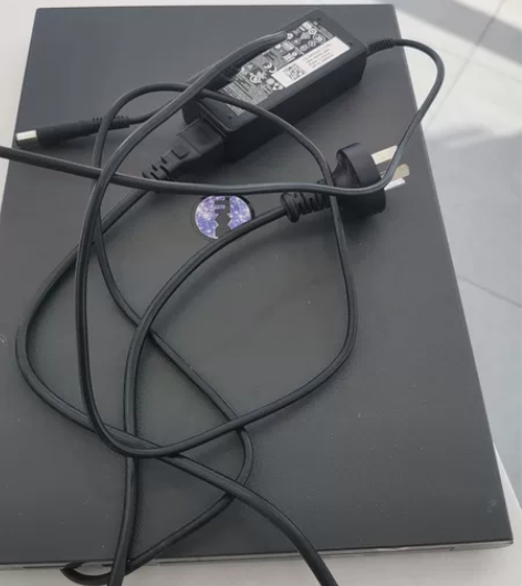 Dell笔记本！八五新，可以办公用！电池有...