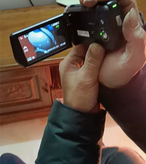 欧达HD∨一Z50S，触摸屏，旋转屏，能拍...