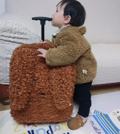 ZARA卷毛动物型拉杆箱1526 006 ...