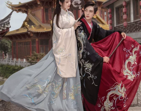 如梦霓裳原创辰龙生肖重工绣花汉服女黑红交领...