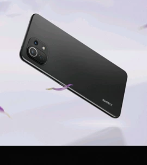 出售本人用半年的小米11青春版5G版8+2...