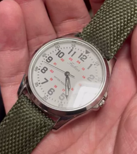 西铁城手表 买了三个月没怎么戴过 感兴趣的...