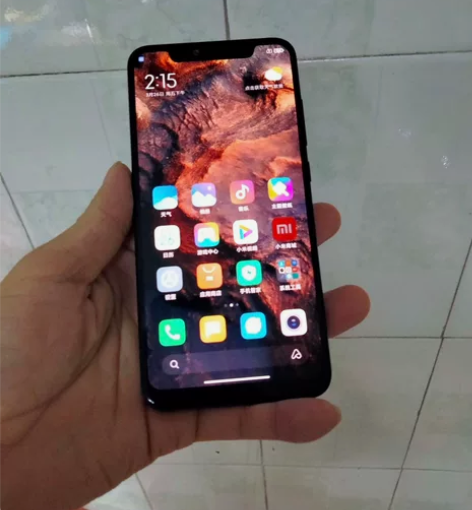 小米8 黑色6+128，功能正常，全原无拆...