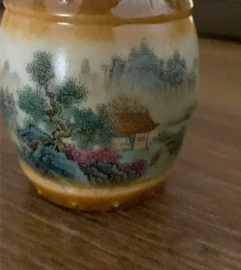 粉彩 山水盖置，小墩子盖置 售出不退不换！...