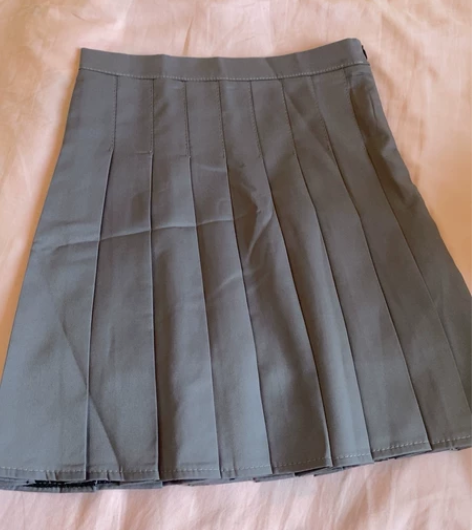 百褶裙全新 灰色xs码 腰围62 裙长42...
