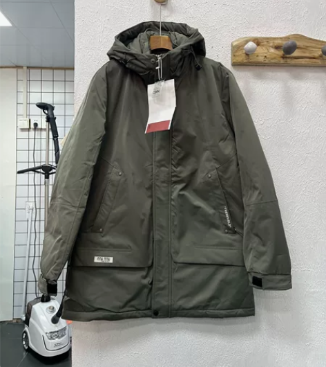 全新吊牌在,男士灰绿色4XL中长款羽绒外套...