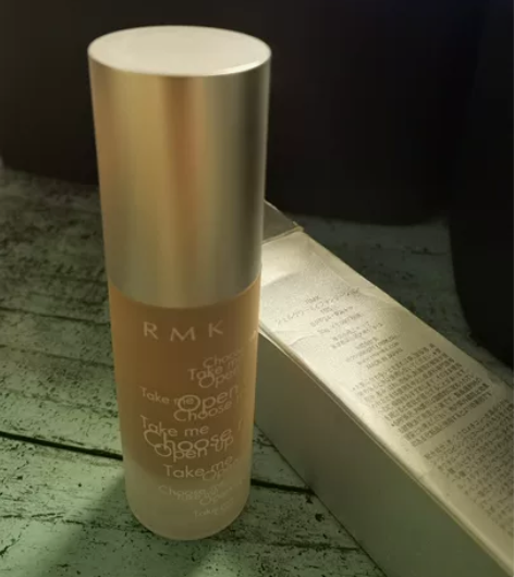 化妆师闲置 rmk长瓶柔光粉底老包装105...