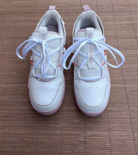 二手乔丹38.5码，女士运动鞋 鞋子保证正...