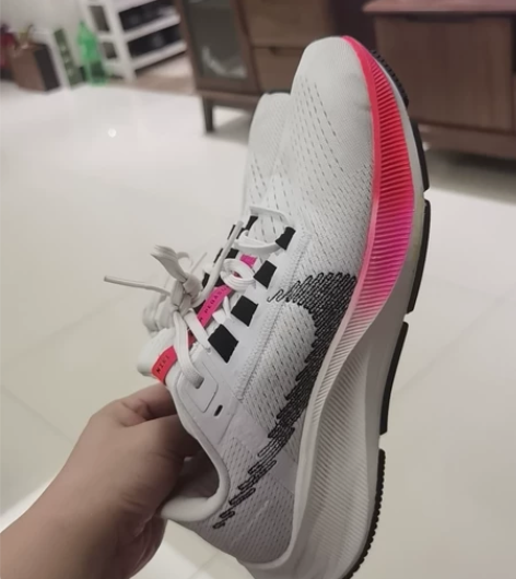 耐克air 感兴趣的话点“我想要”和我私聊...