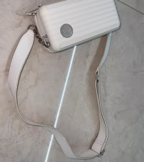 拉杆箱斜跨包 感兴趣的话点“我想要”和我私...