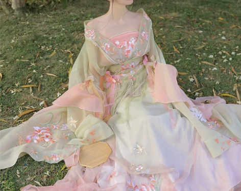 ?凤台曲原创汉服十二花神系【莲生万物】魏晋...