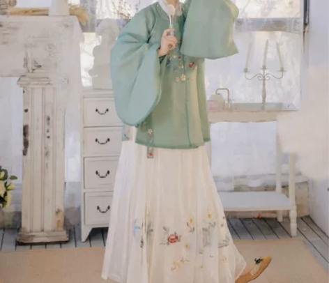 司南阁汉服女原创明制圆领袄马面立领内搭特价...