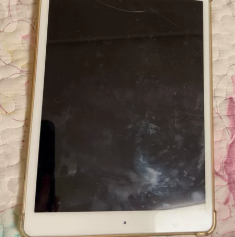 ipad超级新。同城最好。一点儿划痕都没有...