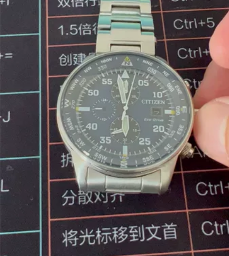 西铁城手表，功能正常，电池没电了，朋友送的...