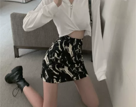 2020新款显瘦高腰a字裙女士春秋季百搭包...