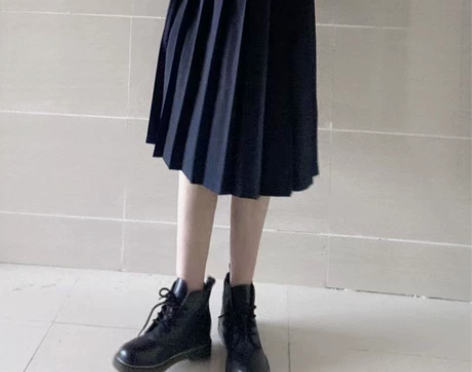 神北JK原创 藏青色中裙65㎝ 感兴趣的话...