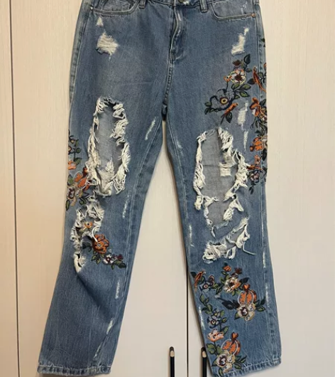 miss sixty破洞牛仔裤26码,腰围...