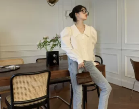 ?巨显腿瘦开衩七分牛仔裤 颜色分类:蓝色，...