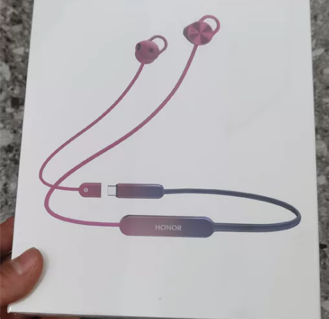 朋友送的荣耀蓝牙耳机(全新未拆封) 所见即...