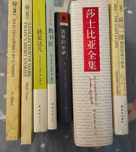 整理书柜,低价出书,可单卖,可议价,随时咨...