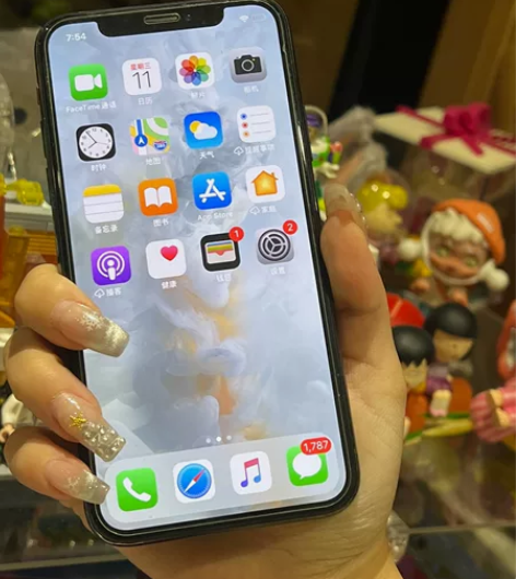 苹果iphone x 黑色 64g内存，有...