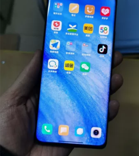 小米12Pro全套成色98-99新，充新机...