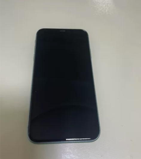 苹果11，成色9新，换过品牌电池，面容不可...
