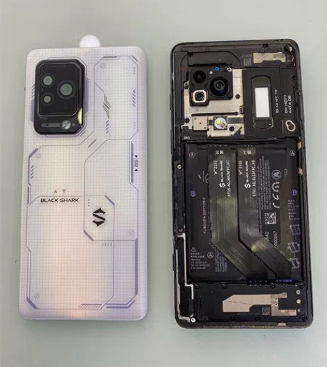 黑鲨5pro 12+256 机身弯曲，不能...