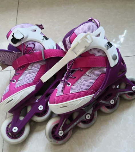 迪卡侬溜冰鞋儿童初学者中大童轮滑鞋滑冰鞋滑...