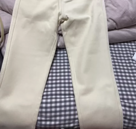 米白色全新阔腿裤全新 购入后发现太大 低价...