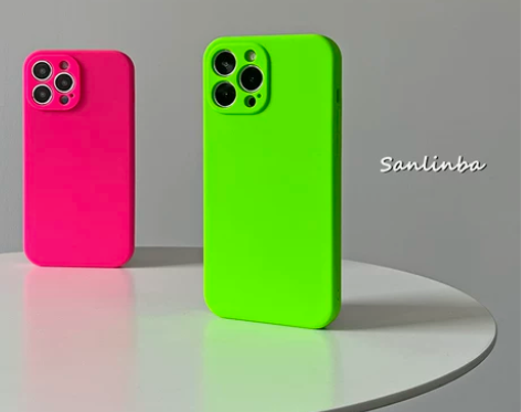 全新未拆。荧光绿液态硅胶iPhone13P...