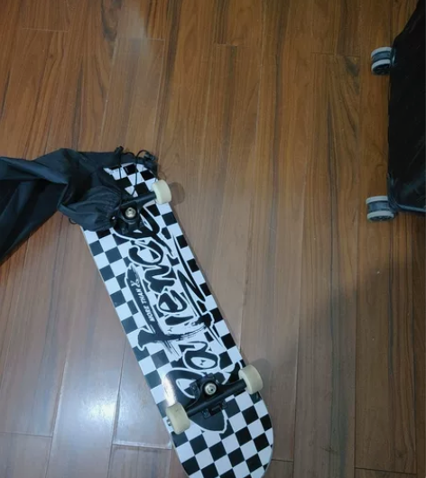 DBH滑板初学者青少年成人儿童男女生刷街四...