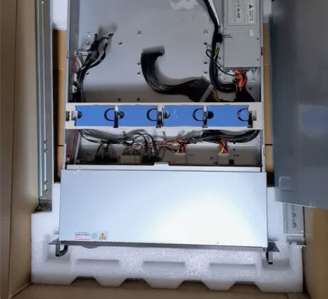 2U/8盘位服务器机箱 自用一手刚下架 成...