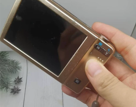 Aigo/爱国者T200老式数码相机ccd...