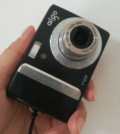 Aigo/爱国者 V1220复古数码相机C...