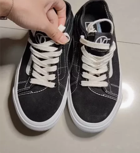 正品vans我买小了，又懒得退，还是穿不了...