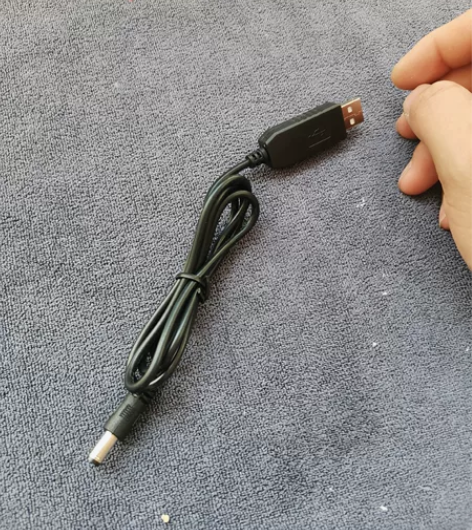 全新USB升压线充电线5V转812.6v圆...